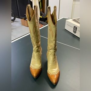 Ladies Cowboy Boots